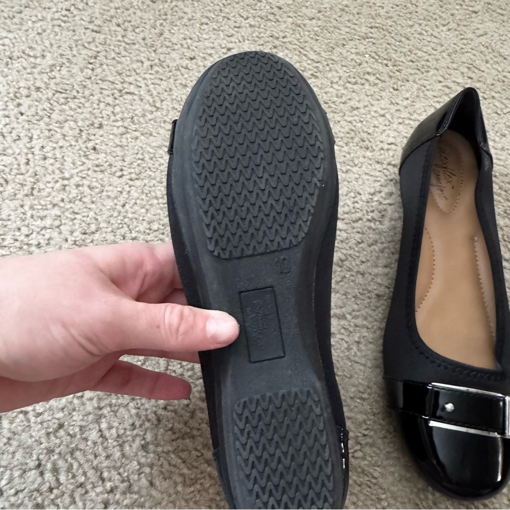 Dexflex Comfort Black Flats with Silver Buckle - Picture 4 of 4
